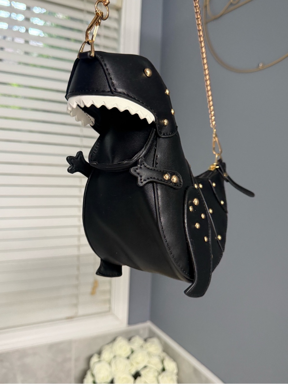 Novelty Dinosaur Crossbody Bag - Picture 5 of 9